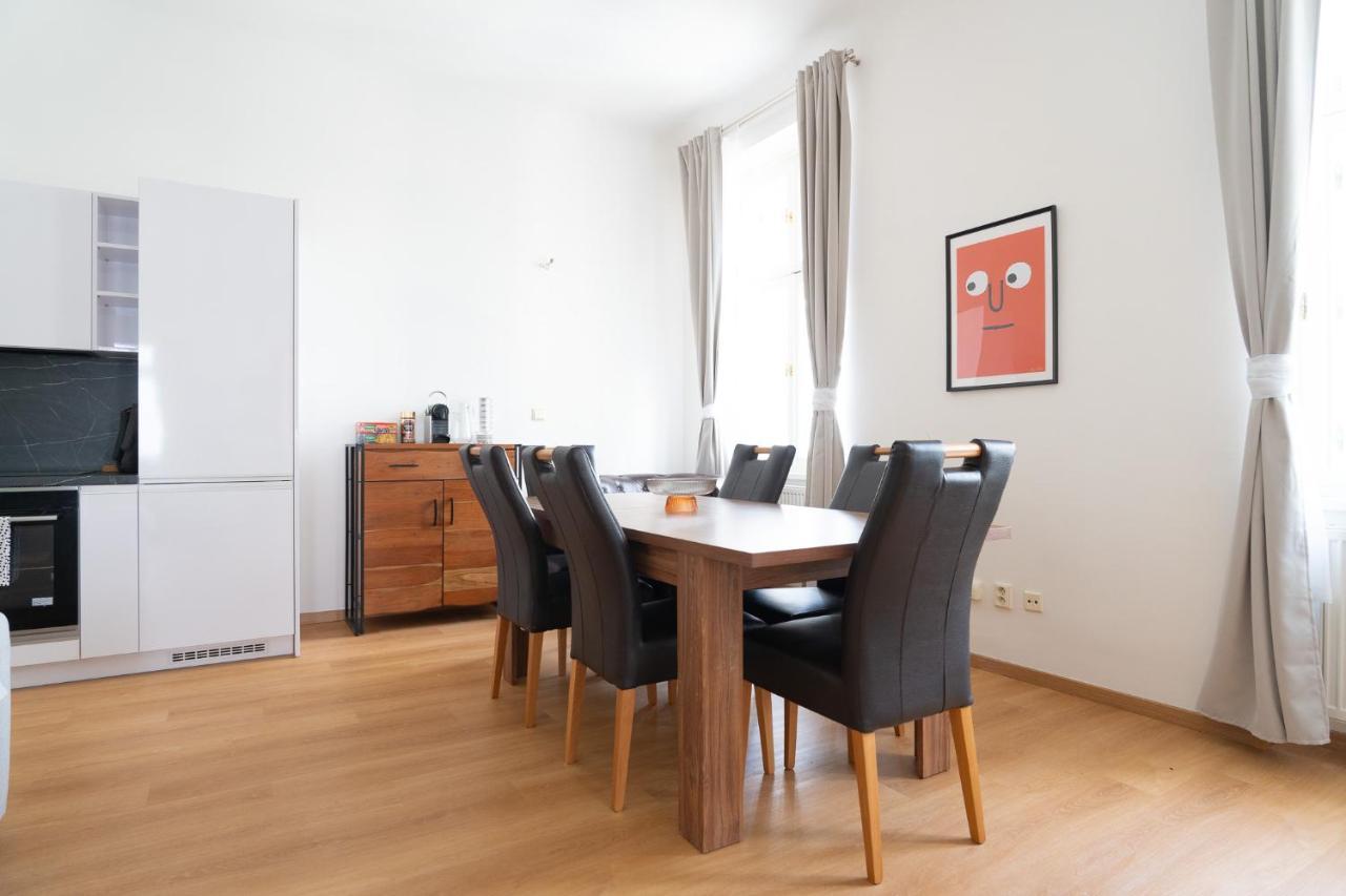 The Dante Prague - Family And Friends Apartments Zewnętrze zdjęcie